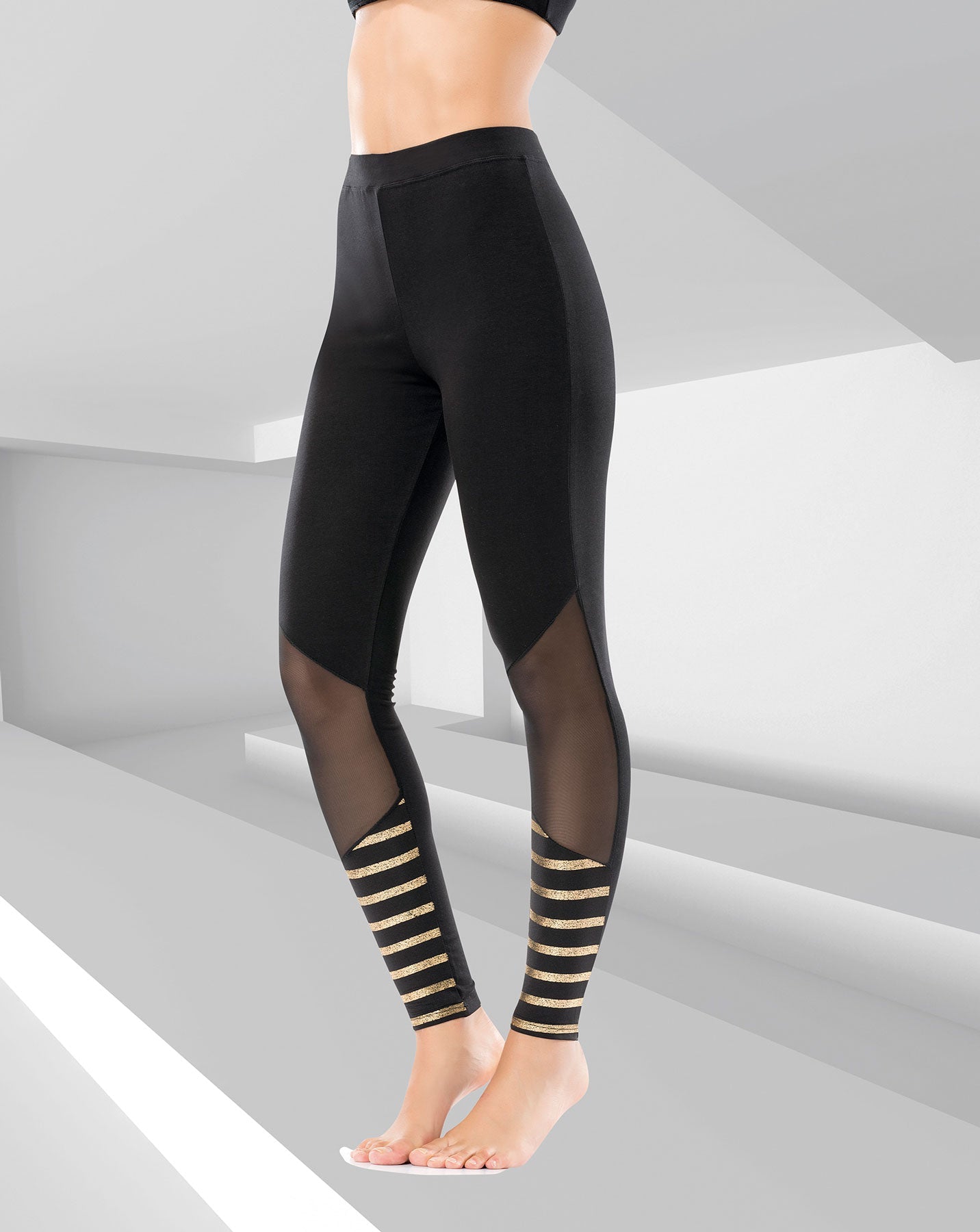 Model Women's Leggings 0557